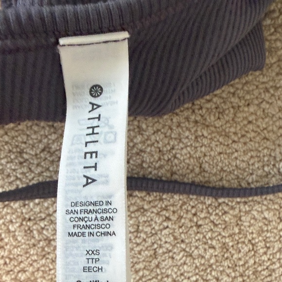 Athleta Charcoal Ribbed Crop Top XXS - Picture 2 of 4